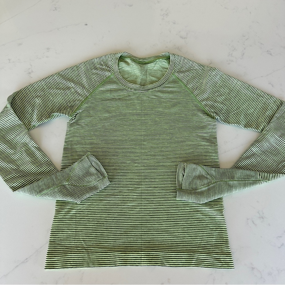 lululemon Long-Sleeve Swiftly Tech Striped Top - Size 4 - Gently Used